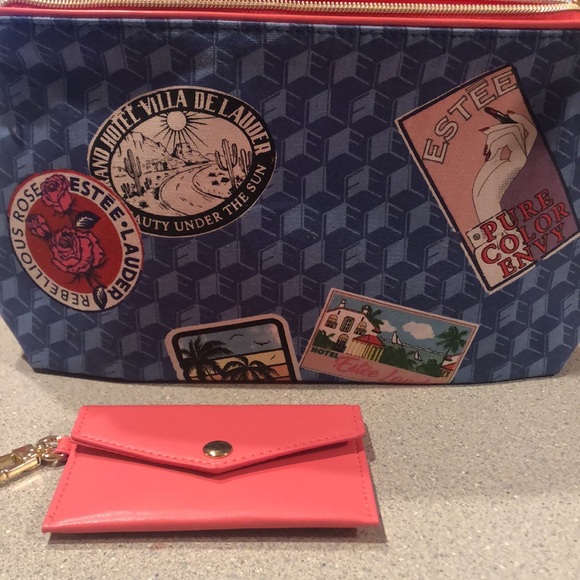 Estée Lauder Blue Travel pattern make-up bag w/Pink coin purse attached. - Picture 2 of 6